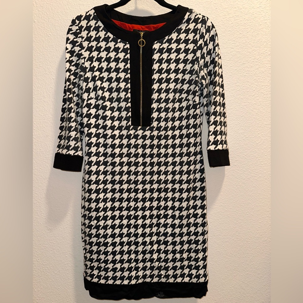 Tahari ASL Black and White Houndstooth Long Sleeve Dress